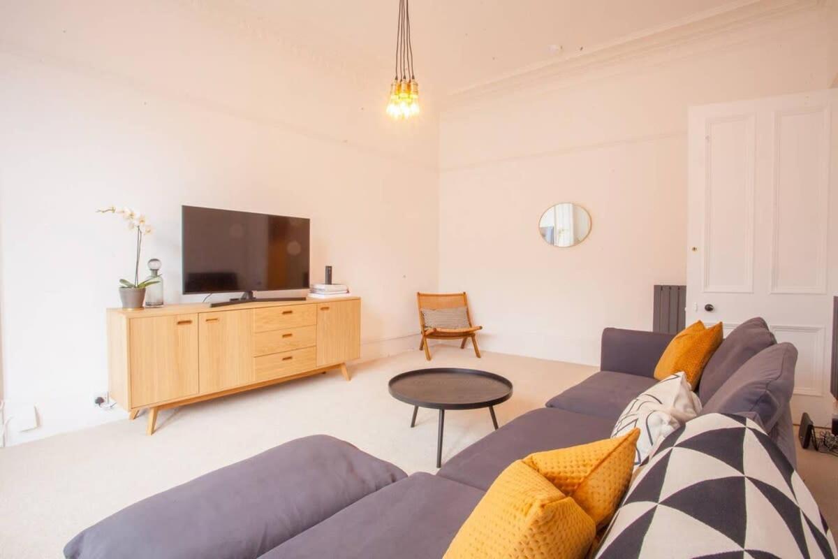Stunning 2 Bed Property In Heart Of West End 글라스고 외부 사진